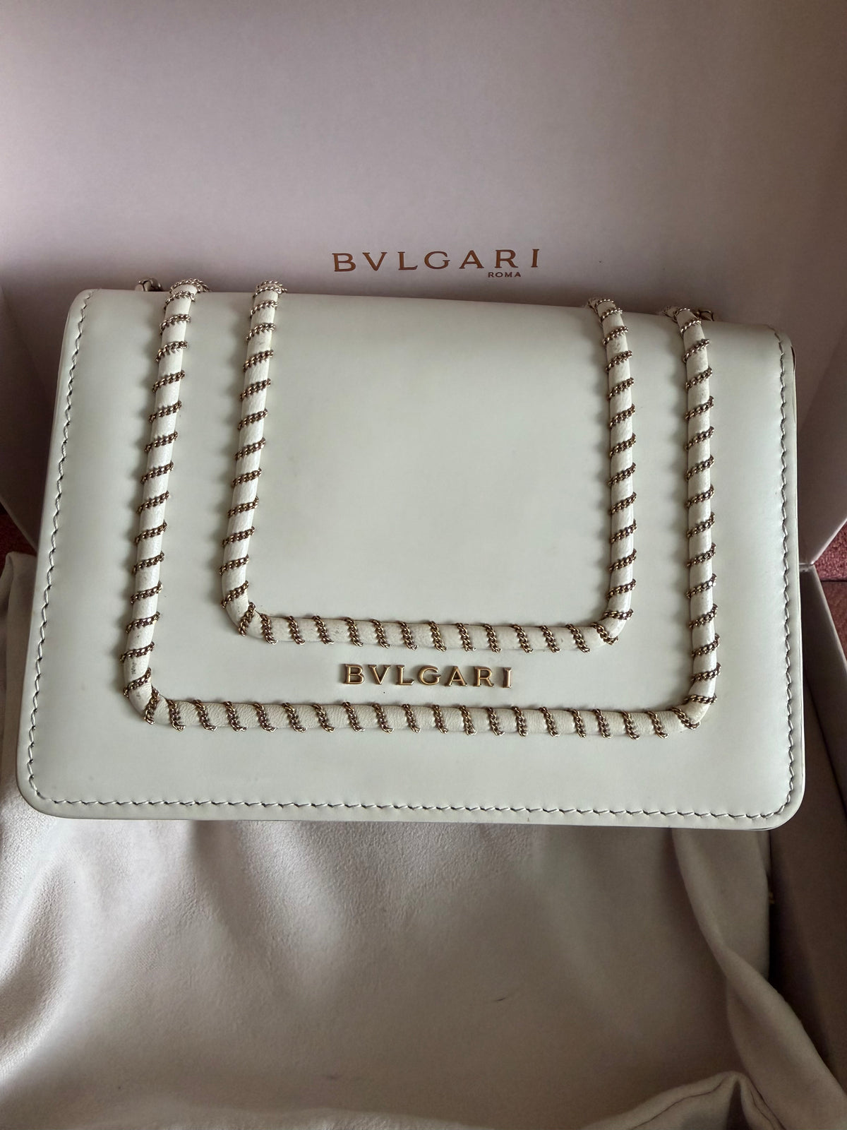 BVLGARI  Serpenti -Sac à chaîne en cuir Blanc -Excellent état