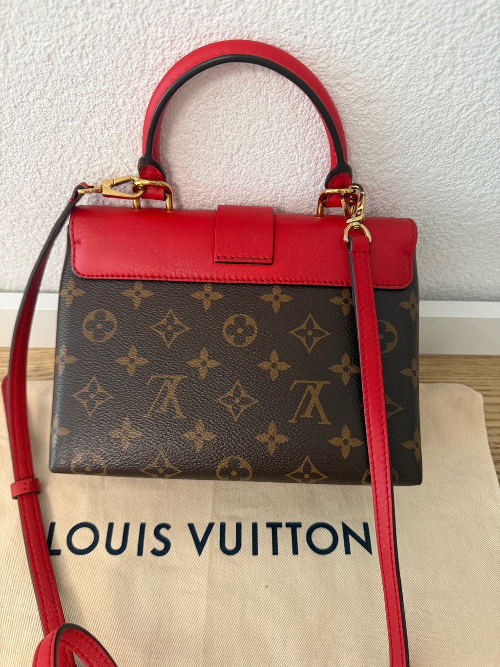 Louis Vuitton- Sac locky BB